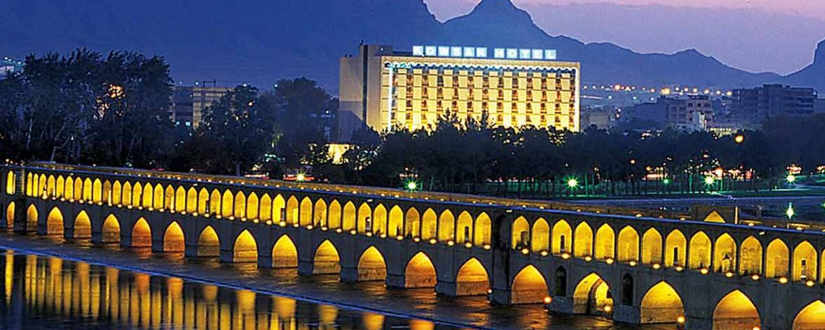 Kowsar-Isfahan-Parsian-Hotel-1200x480