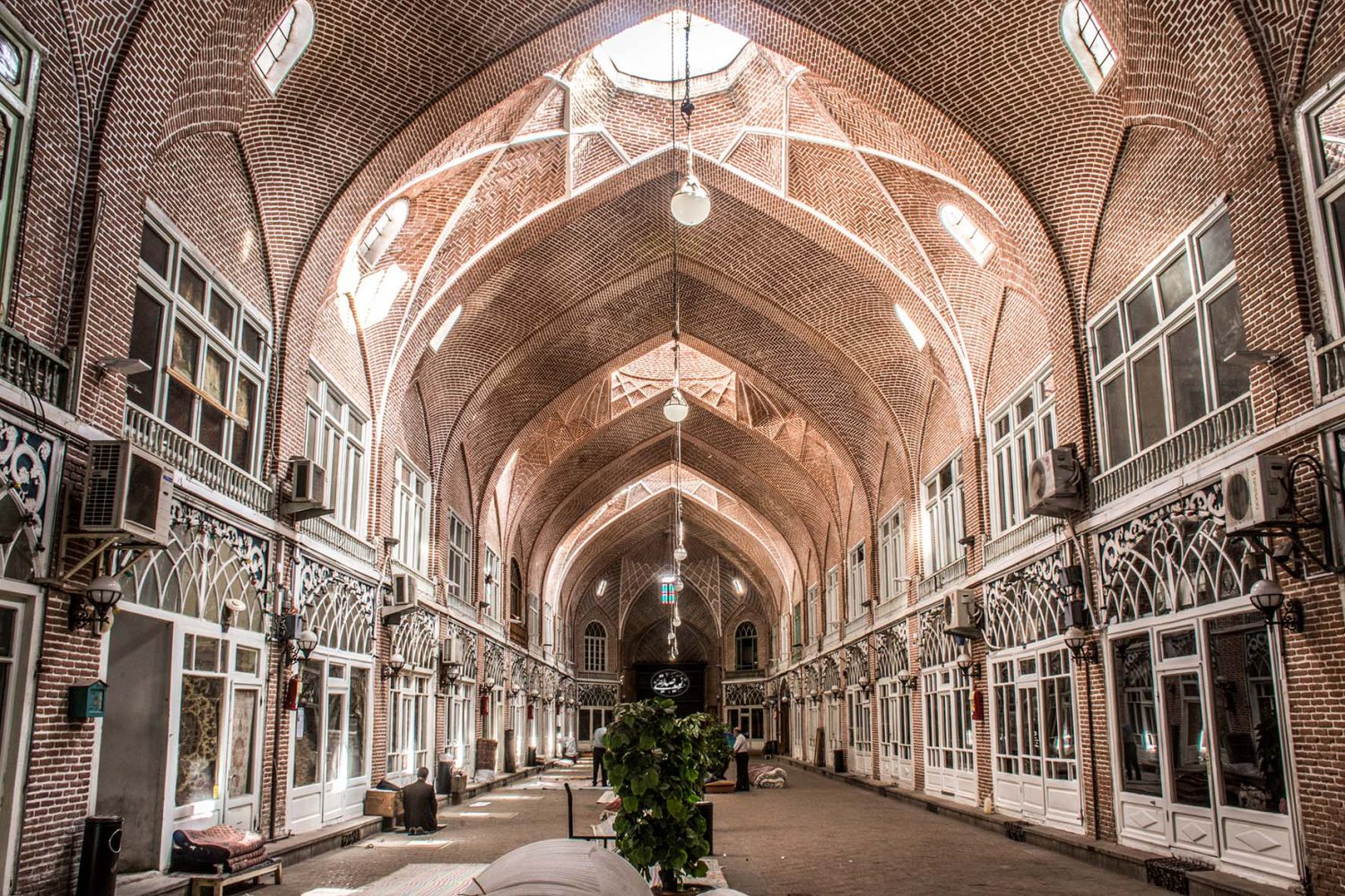 Mozaffariyeh_Grand_Bazzar_of_Tabriz_IRAN